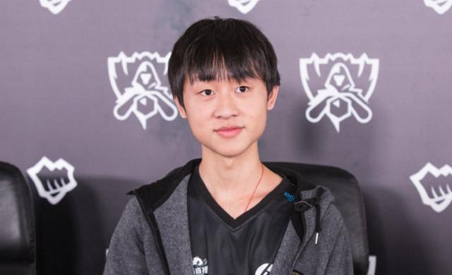 杰伦·布朗本赛季已经10次单节砍下15+，高居联盟第一