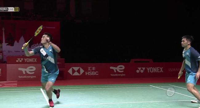 奥斯卡、约尼查助阵，怒放竞技场3V3街头足球赛玉溪站落幕