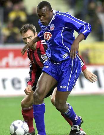 严格自律 严格自律