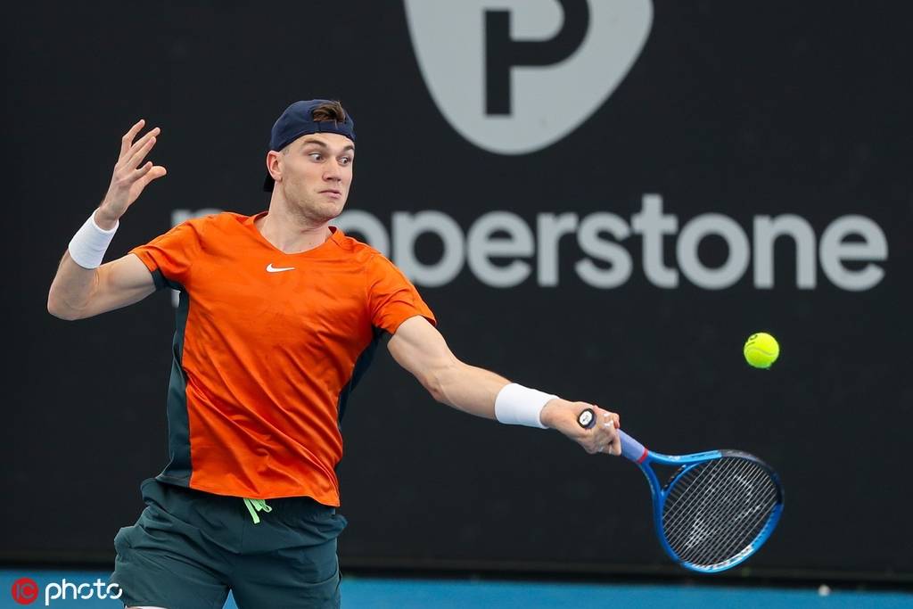 进入季后赛 进入季后赛