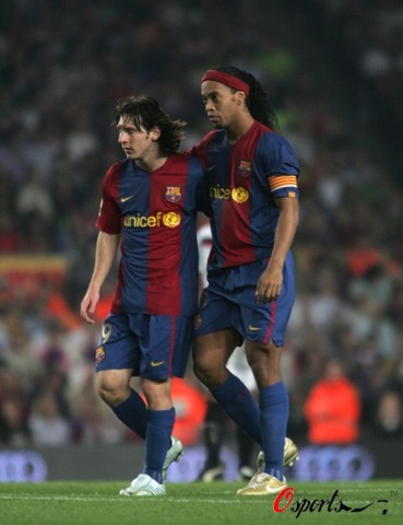 巴黎的中场 巴黎的中场