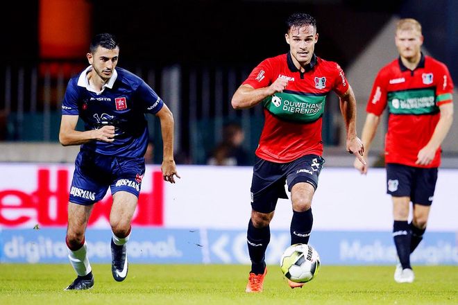 他们的控球 他们的控球